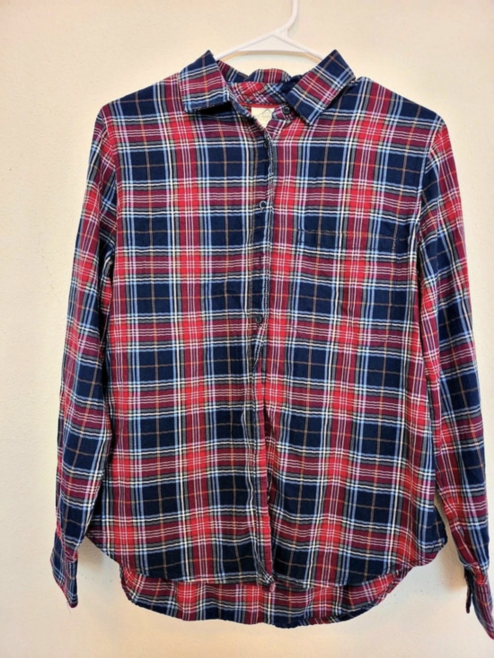 St. John's Bay Plaid Button Down Size Medium